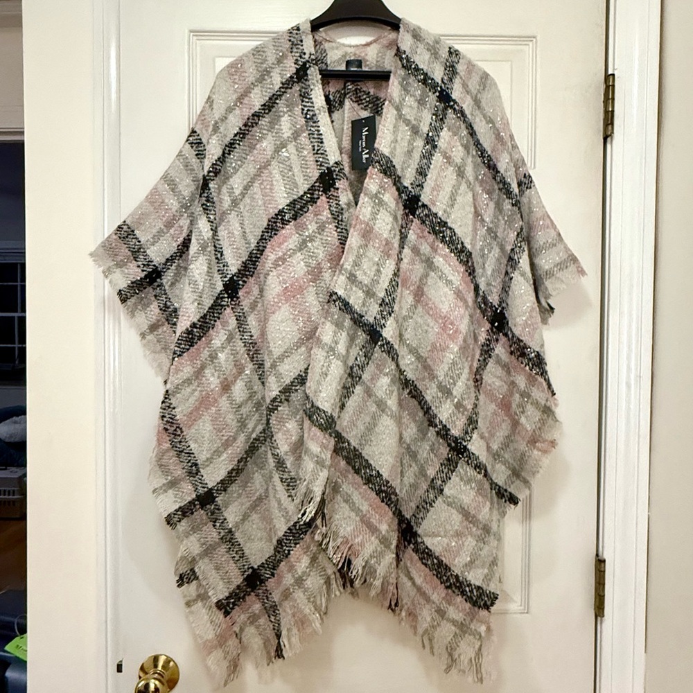 NWT Marcus Adler New York Shawl Wrap in Beige, Black, and Pink